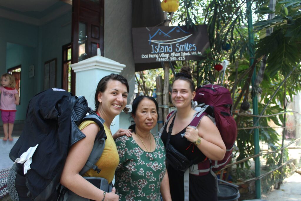 About Island Smiles Homestay